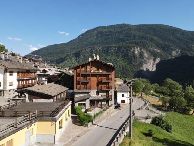 Albergo Le Marmotte Pré-Saint-Didier Exterior photo