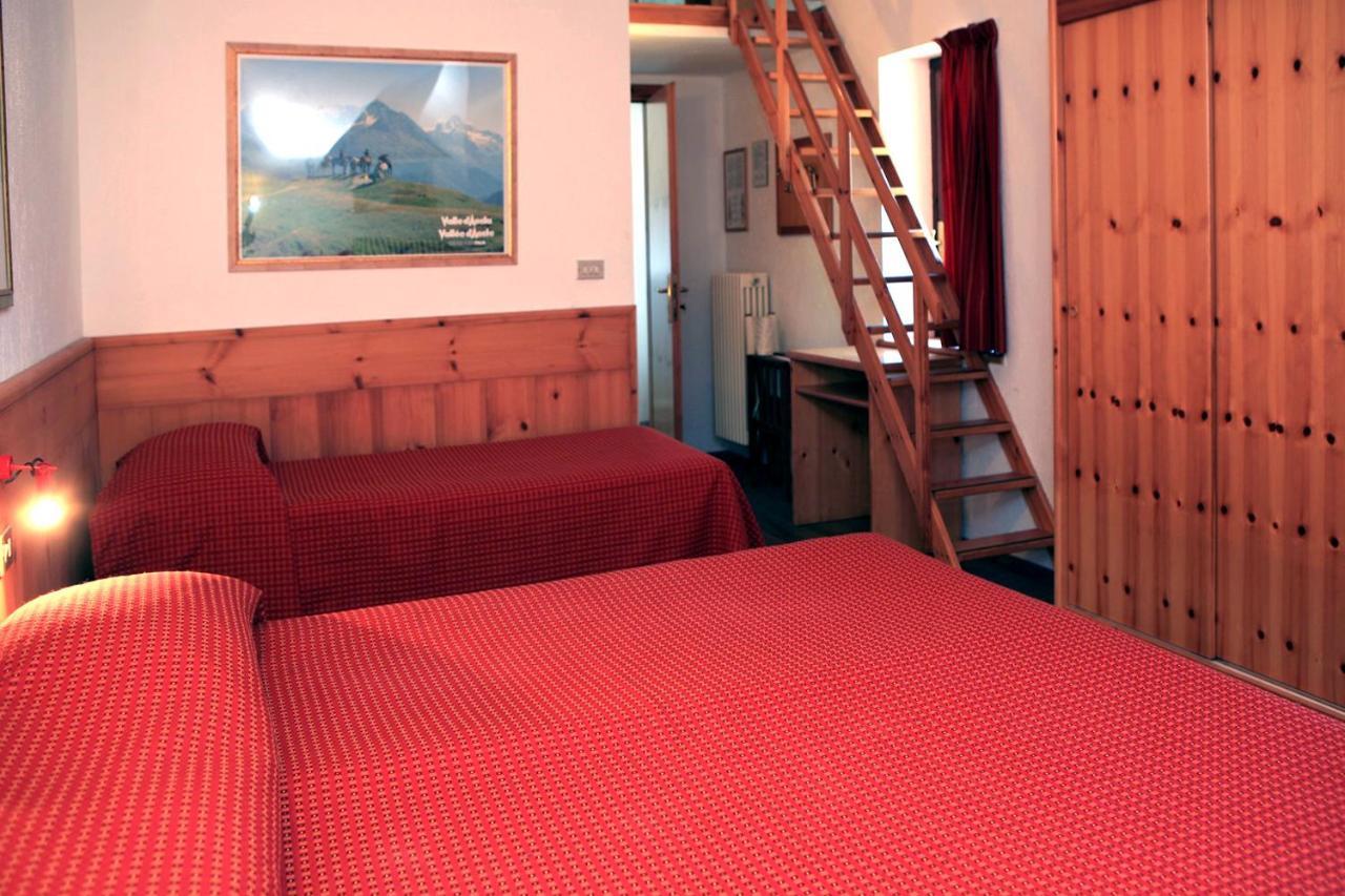 Albergo Le Marmotte Pré-Saint-Didier Exterior photo
