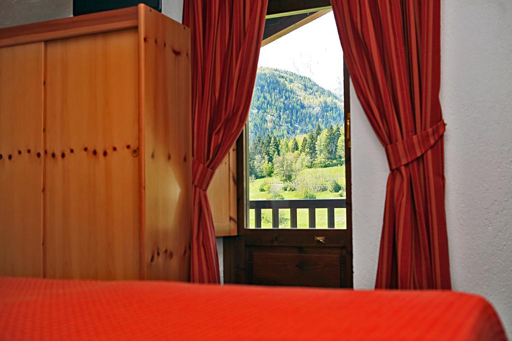 Albergo Le Marmotte Pré-Saint-Didier Exterior photo
